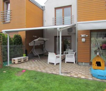 Pergola tarasowa Pergolino 375x500 oraz markiza tarasowa Basic 400x250